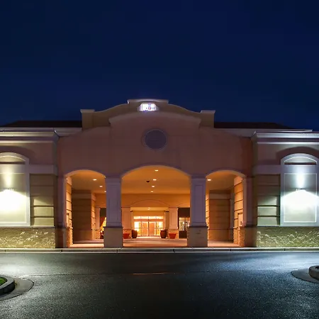 The Inn At Charles Town / Hollywood Casino-3